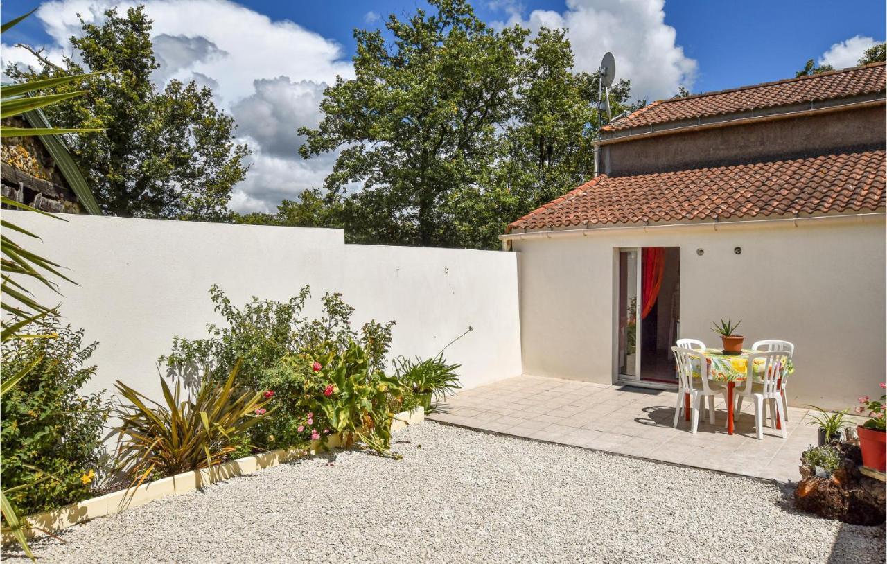2 Bedroom Lovely Home In St Avaugourd Des Lande Saint-Avaugourd-des-Landes Exterior foto